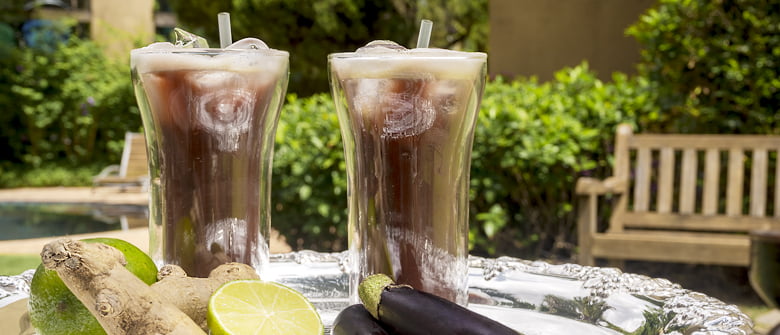 Roxo de saúde: suco detox de berinjela