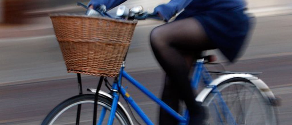 Liberdade feminina sobre rodas