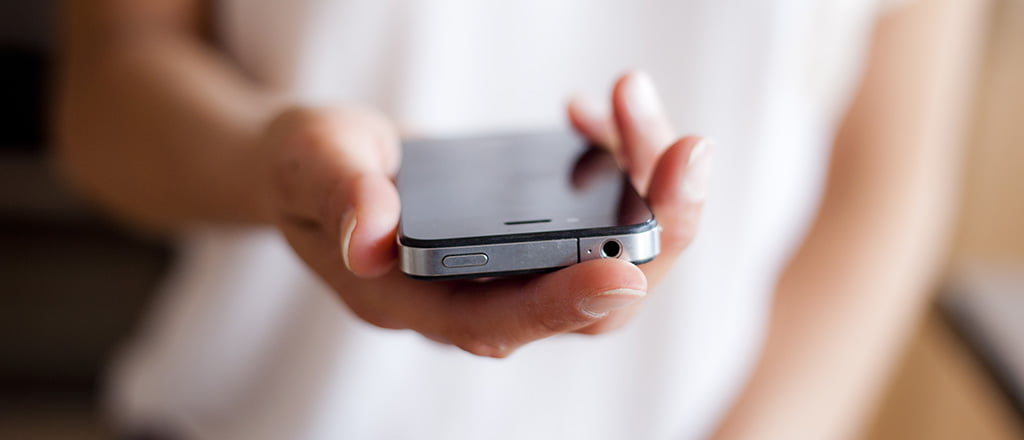 Penduradas no telefone