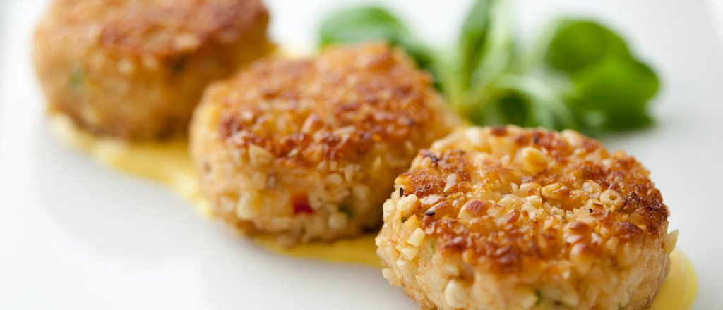 Bolinho assado de caranguejo