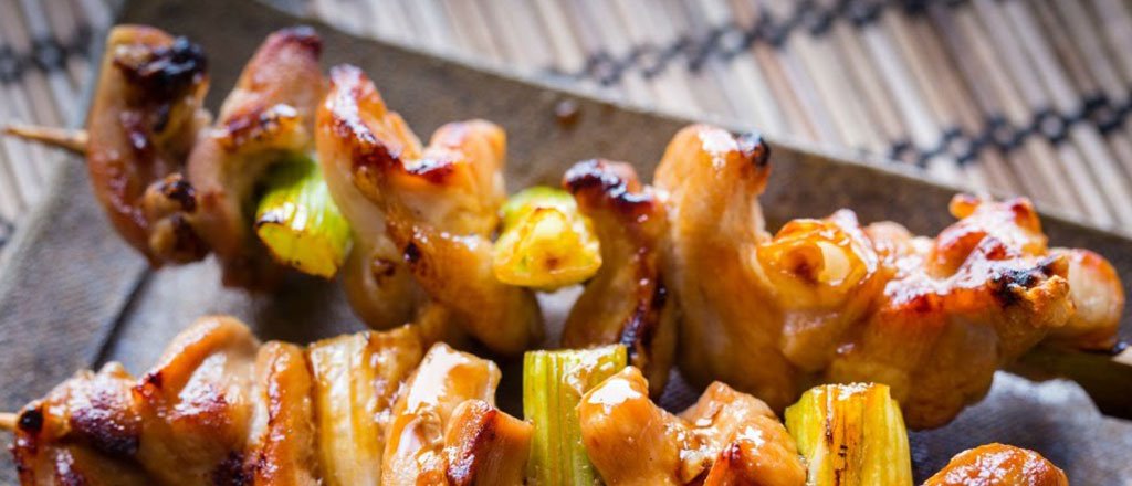 Espetinhos de alho-poró