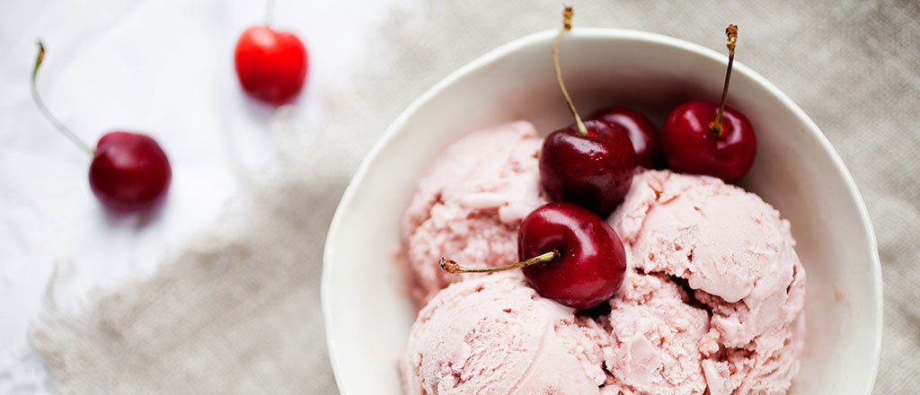 Sorvete caseiro de cereja